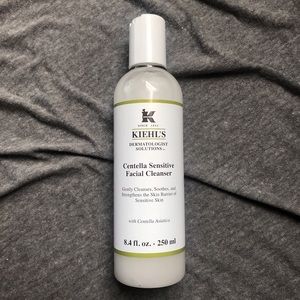 Kiehl’s Centella Sensitive Facial Cleanser